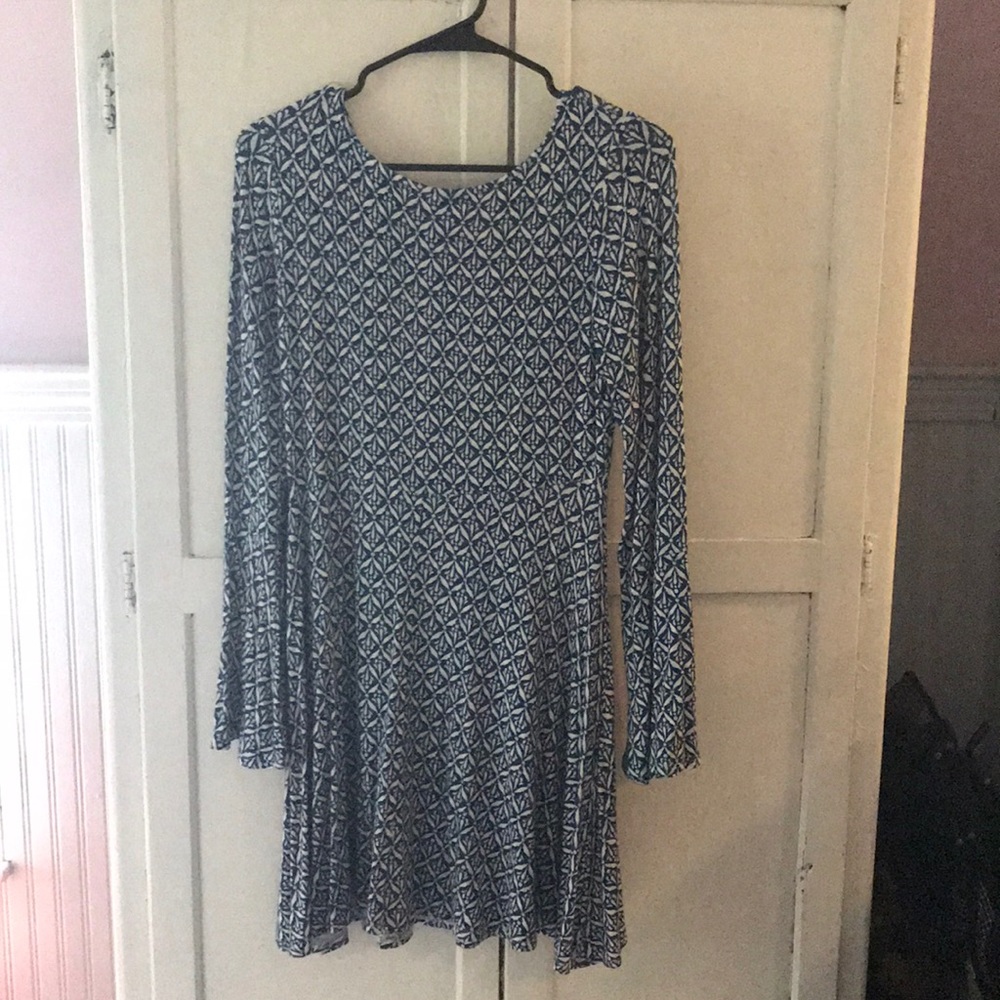 Soft and comfy lose fitting dress!